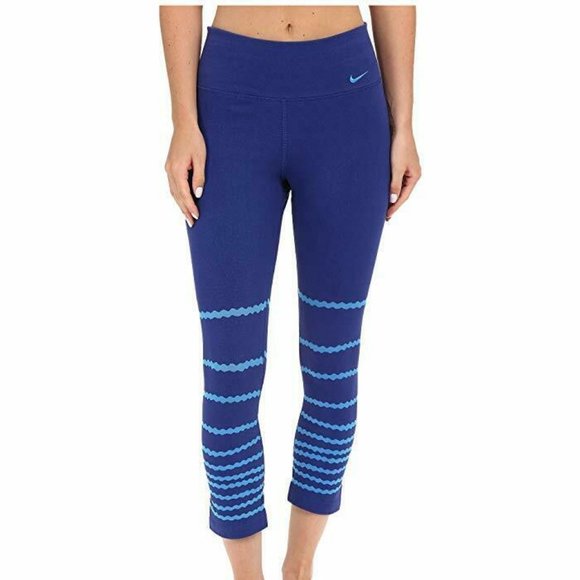 NIKE WOMEN DRI-FIT TRAINING LEGEND TIGHT CAPRI - Picture 2 of 8
